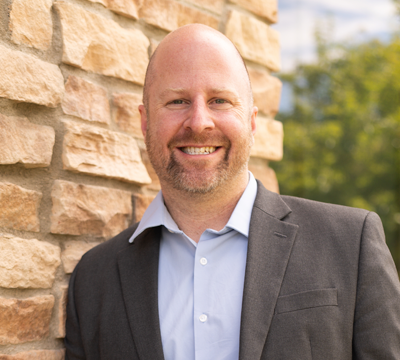 Jordan Pesusich headshot - cropped